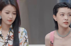娱乐吃瓜综艺节目女明星,揭秘吃瓜综艺中的女明星幕后故事